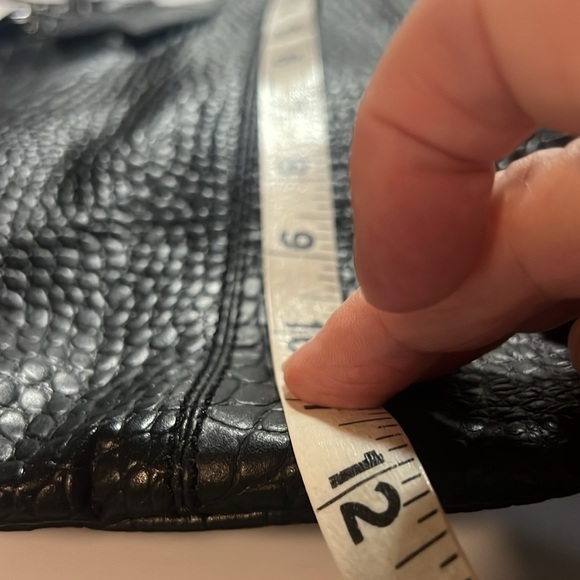 NEW Unbranded Genuine Leather Crocodile Print  Large Black Purse - Picture 4 of 7